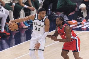 格雷夫斯:伦纳德是NBA最伟大的防守者 和他并肩作战不可思议